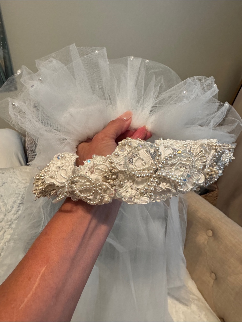 Embellished Pearl Lace Bridal Headband in White